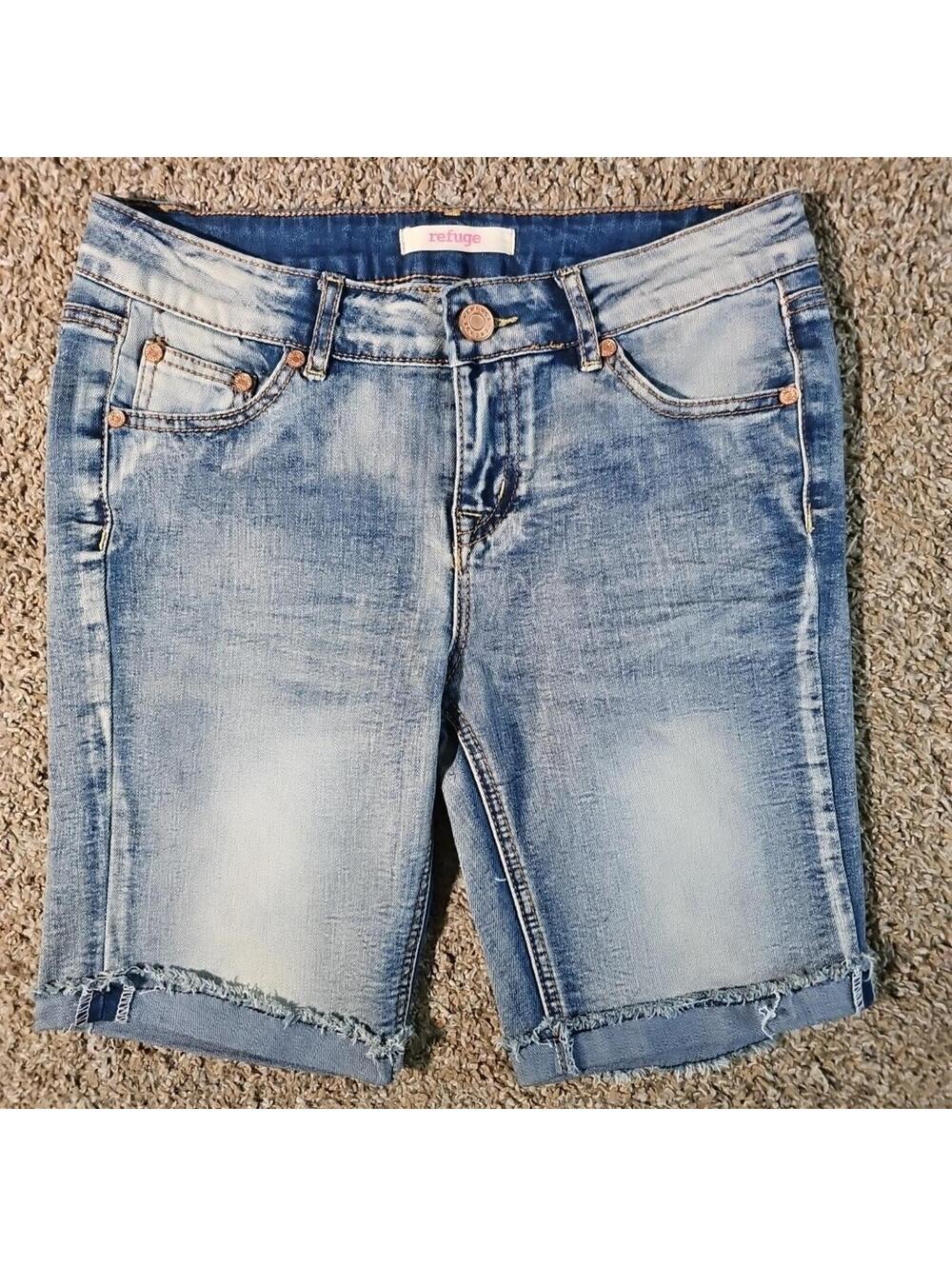 Refuge Sz 4 Cuffed Jean Shorts